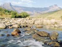 KwaZulu-Tugela_River_-_Mount-aux-Sources_-_Drakensberg.jpg
